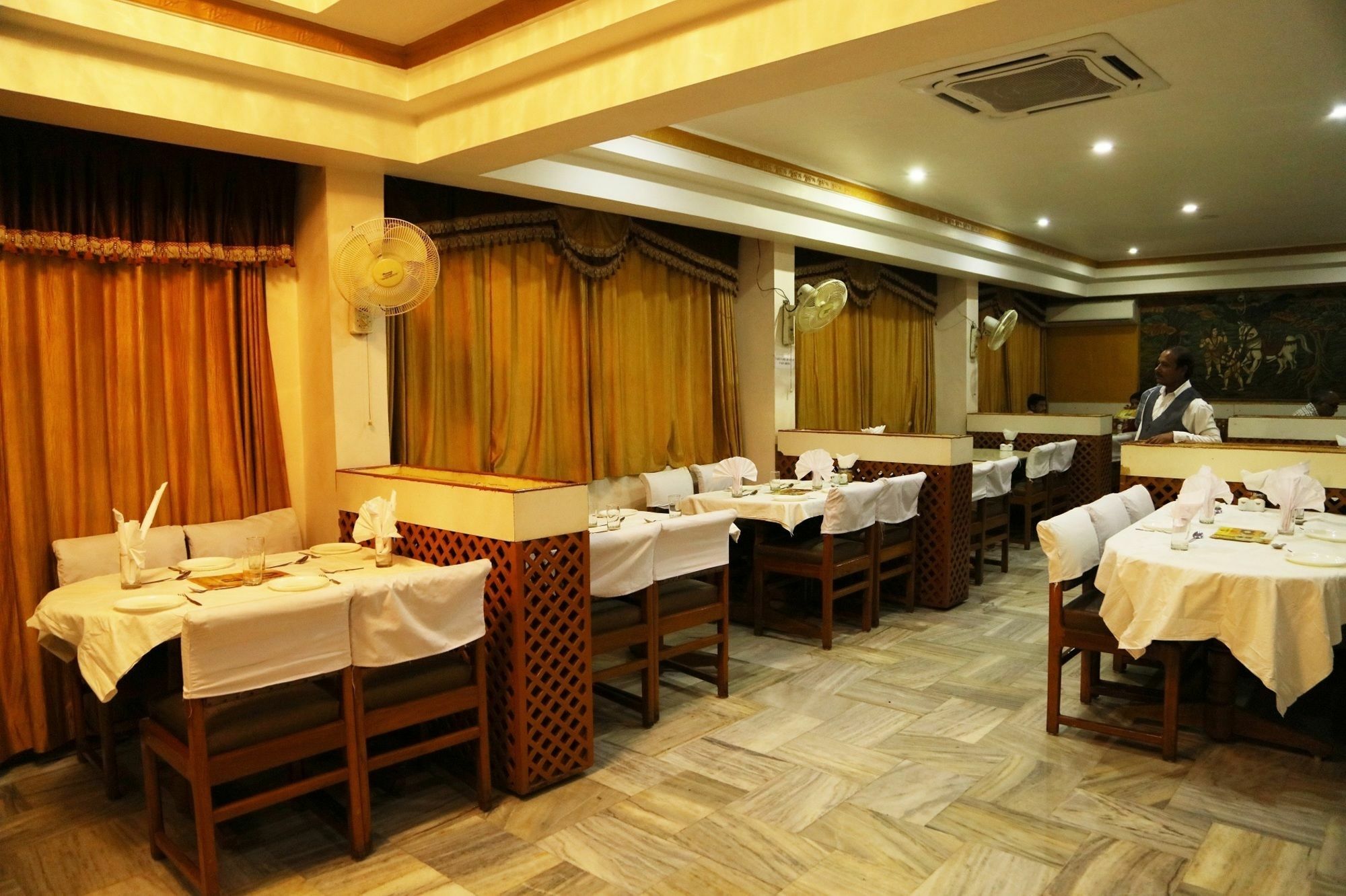 Hotel Panchratan ไฮเดอราบัด ภายนอก รูปภาพ